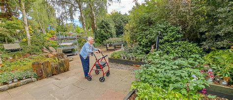 10-Enjoying the Plants at Lady Green Garden Centre - 10Sep… | Flickr