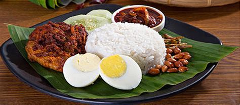 National Dish of Malaysia - Nasi Lemak - National Dishes of the World ...