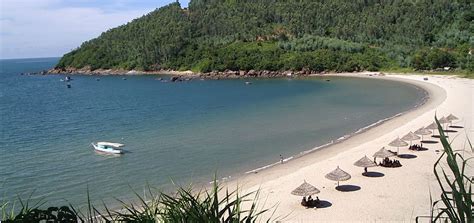 My Khe beach - a beautiful beach on the way from Da nang to Hoi an | Hue City Tour