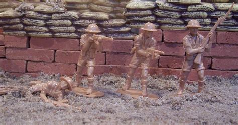 WWII Plastic Toy Soldiers: Airfix - Toy Soldiers