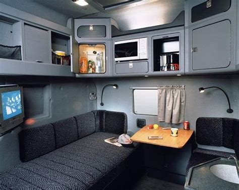 Big Rig Cab Interior With Sleeper Semi Tractor Truck 221131653052 | truckin | Pinterest | Rigs ...