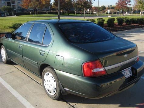 2000 Nissan Altima - Information and photos - Zomb Drive