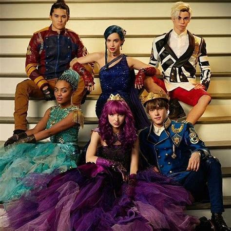 Descendants 2 Disney Characters