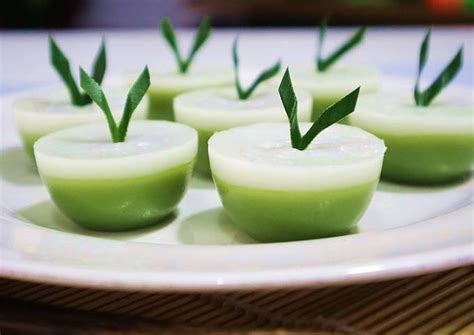 Resep Kue Talam Pandan Hijau oleh Dapur Adis - Cookpad