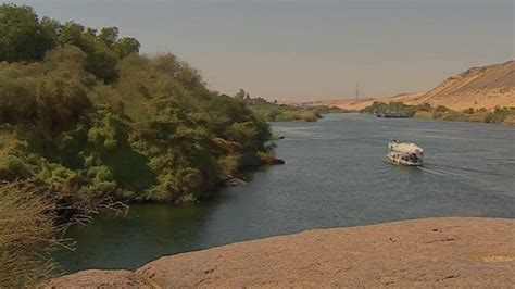 Ethiopia and Egypt in dispute over access to the Nile - BBC News