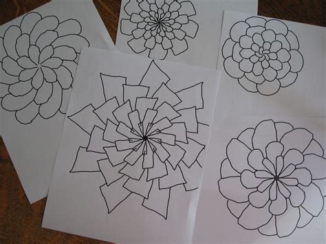 Almost Unschoolers: Symmetrical Flowers - Mixing Art and Math