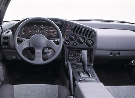 La Historia del Mitsubishi Eclipse - Periodismo del Motor