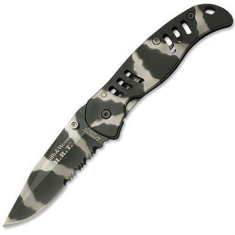 Smith & Wesson HRT Folding Knife | Kennesaw Cutlery