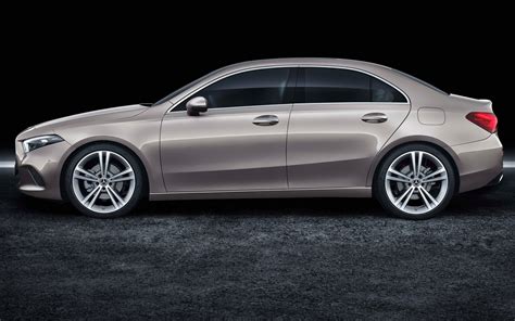 Mercedes-Benz A200 Sedan 2020 chega ao Brasil - preço R$ 169.900 reais