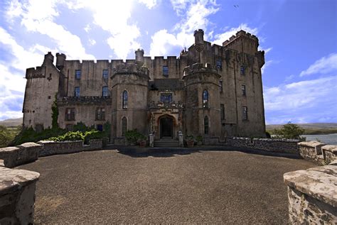 Scotland Dunvegan Castle _DSC09931 | Dunvegan Castle in the … | Flickr