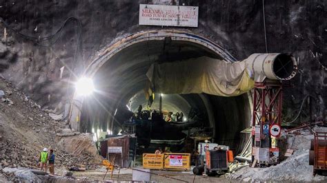 Uttarkashi Tunnel Collapse IAF C17 to fly machine from Indore to speed ...