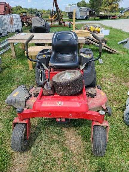 Craftsman Zero turn lawn mower, Z6600, runs, mows, 1 owner - Schmid Auction