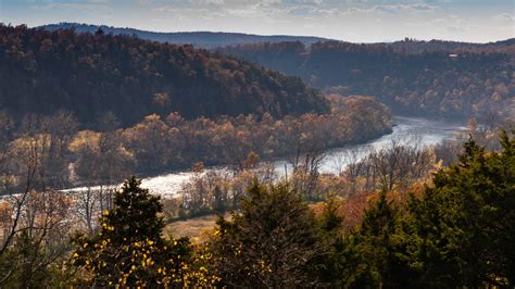 The best hiking, rivers & lakes in the Ozark Mountains - Mississippi River Country