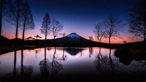 Dazzling Landscapes Reveal the Idyllic Tranquility of Japan ...