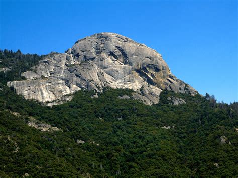 Moro Rock: Sequoia National Park's Granite Dome Trail