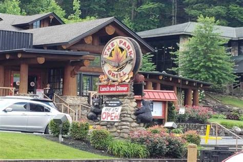 5 of the Best Romantic Restaurants in Gatlinburg, TN