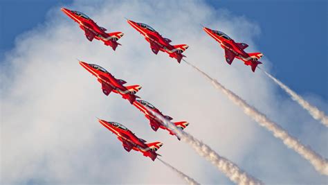 Red Arrows to fly around RAF Waddington to "familiarise" with new base