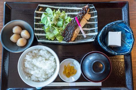 10 BEST Food Tours in Tokyo, Japan (2024 Guide)