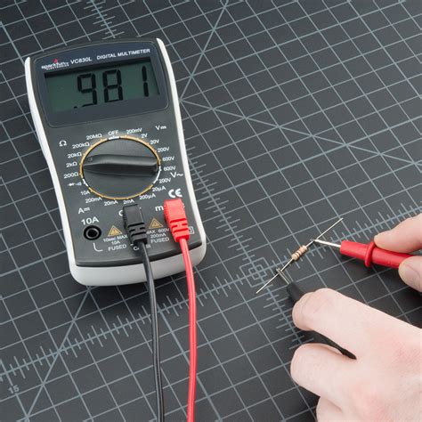 SparkFun Education - Guides - How to Use a Multimeter