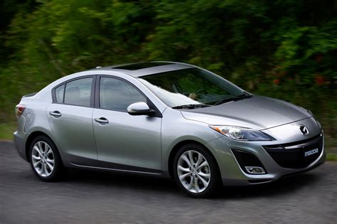 Mazda 3 Sedan - Photos, News, Reviews, Specs, Car listings