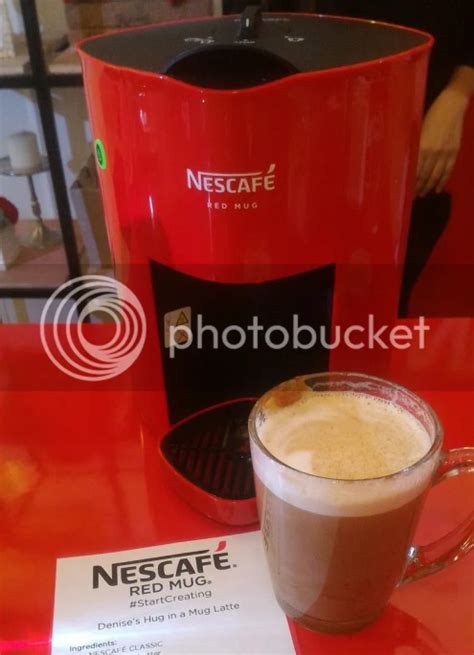 The Perfect Christmas Gift For Coffee Lovers: NESCAFÉ RED MUG Machine - Mommy Pehpot