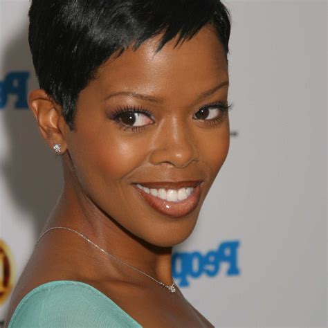 20 Inspirations Perfect Pixie Haircuts for Black Women