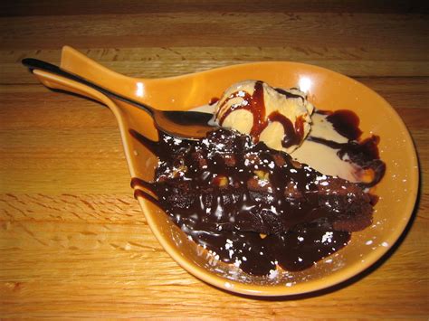 Applebee's: Combo blue ribbon brownie | Applebee's (A sure t… | Flickr