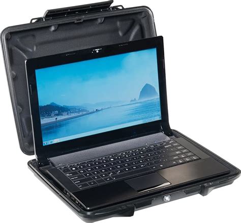 Peli 1085cc Laptop Hardcase Also Fits for 13 Inch MacBook Pro - Black, 14 Inch: Amazon.co.uk ...