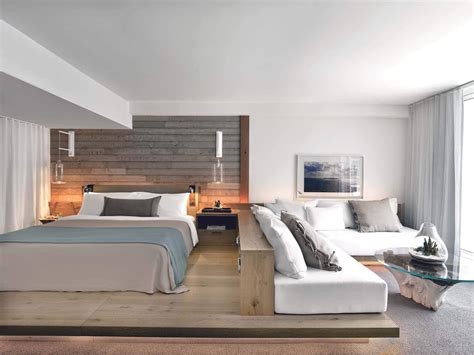 Get Bedroom Design Ideas From This Hotel Room With A Wood Platform And ...