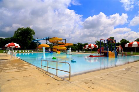 Hiawatha Water Park and Pools of Mount Vernon, Ohio - Sam Miller