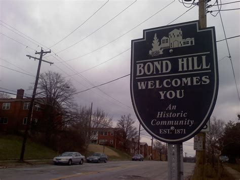 Gehio: Bond, Bond Hill