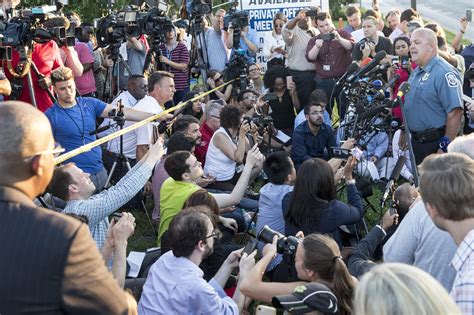 Capital Gazette Shooting: After Shooting, US Reporters Work To 'Put Out ...