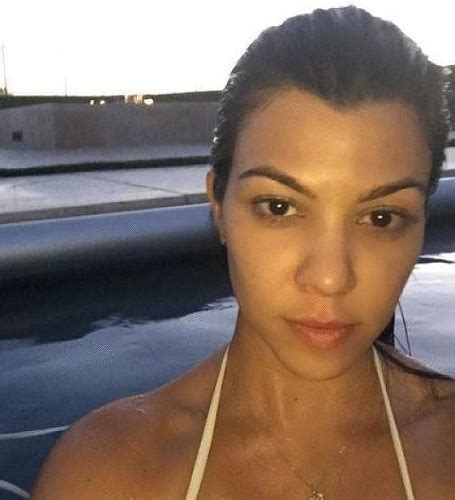 13 Sizzling Pictures of Kourtney Kardashian Without Makeup