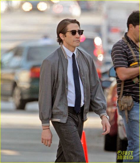 Jake Gyllenhaal Looks Slimmed Down for 'Nightcrawler' Shoot: Photo ...