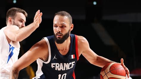 Evan Fournier and Rudy Gobert lead France Basketball Team to Victory