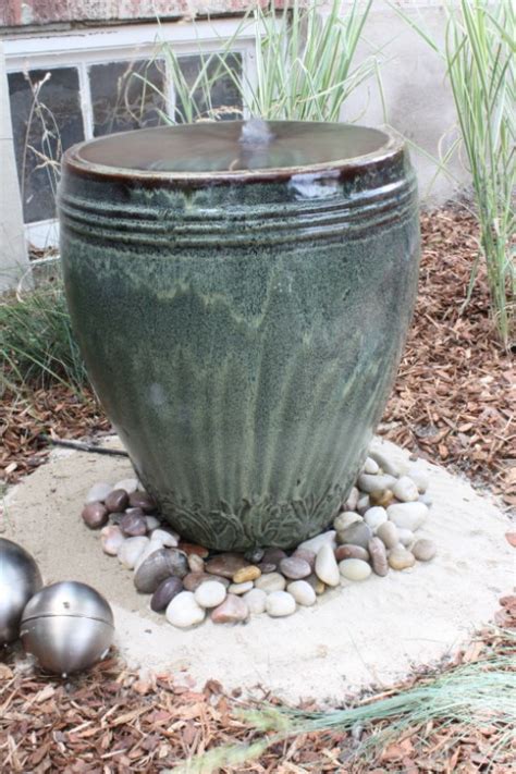 25 Awesome Handmade Outdoor Fountains - Shelterness