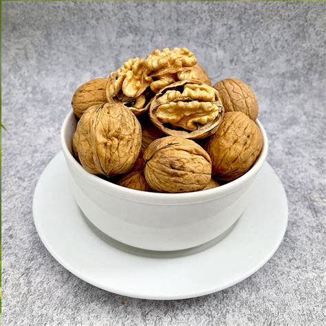 Chandler Walnut Trees for Sale – FastGrowingTrees.com