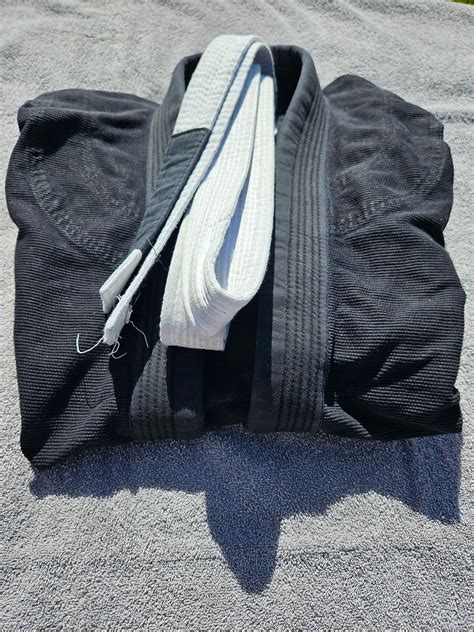 10 Things to Think about from a White Belt in Jiu-Jitsu