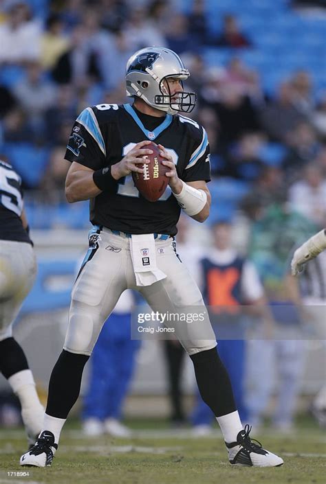 Quarterback Chris Weinke of the Carolina Panthers looks to pass... News Photo - Getty Images