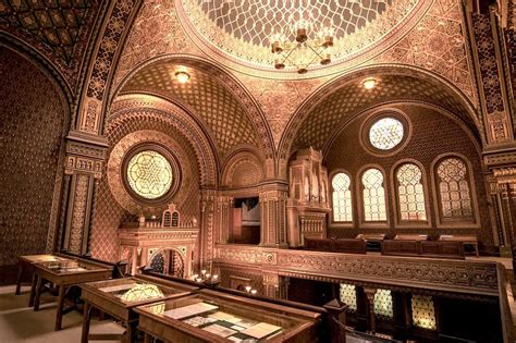 Discover Prague's Synagogue Museums : Where Angie Wanders