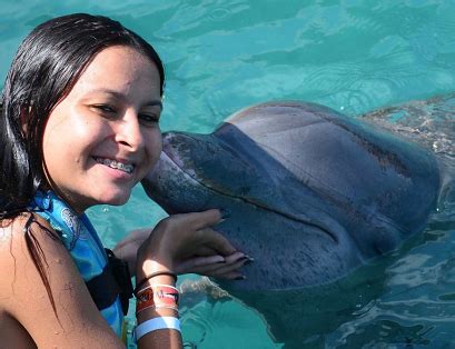 Mexico Cancun Dolphin Encounter (800) 667-5524