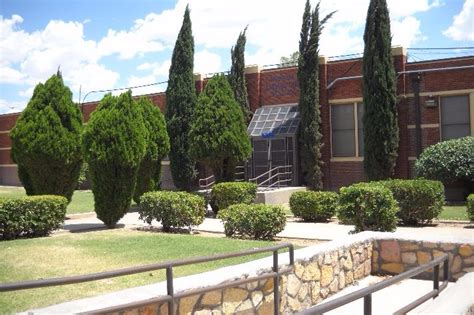 El Paso Independent School District Facilities | Hawkins Elementary School