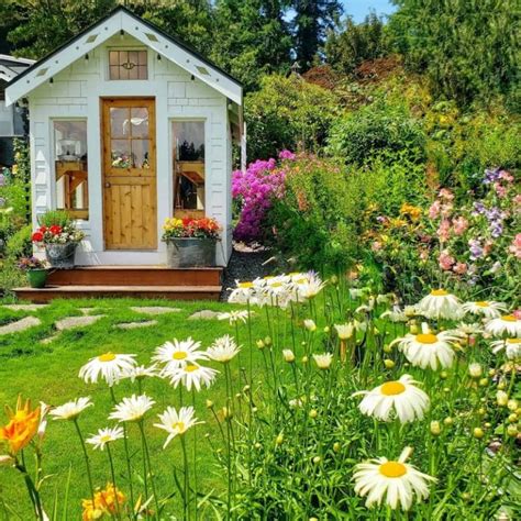 15 Summer Garden Greenhouse Views to Inspire You - Shiplap and Shells