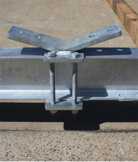 Pontoon Chocks- Galvanized - Boat Lift Distributors