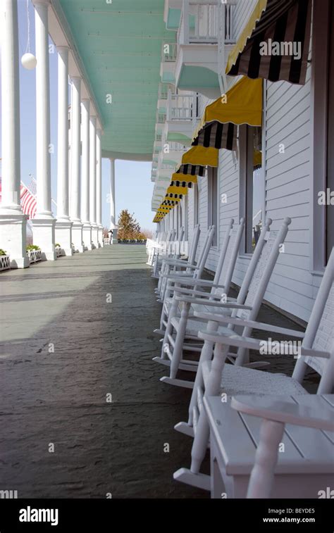 Rocking chairs on longest porch in Grand Hotel, Mackinac Island, Michigan Stock Photo - Alamy