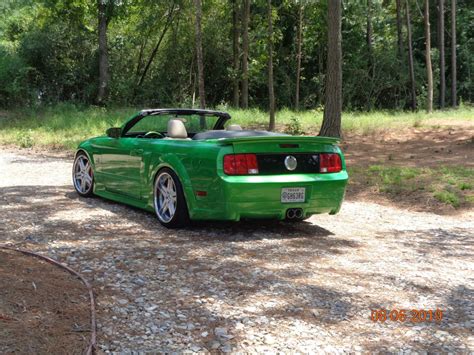 2005 Ford Mustang Convertible at Houston 2020 as F174 - Mecum Auctions