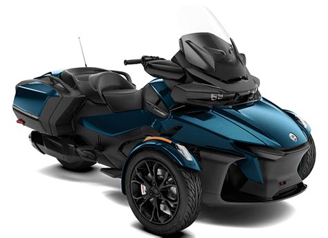 2022 Can-Am Spyder RT - 3-wheel touring motorcycle