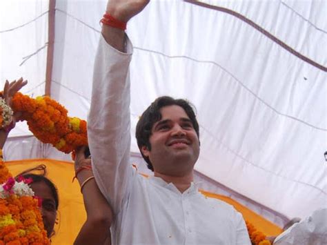 Is Varun Gandhi quitting BJP to join Congress? - Oneindia News