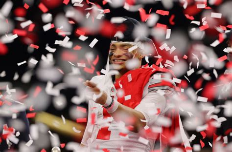 Ohio State Buckeyes: Justin Fields the third best quarterback?