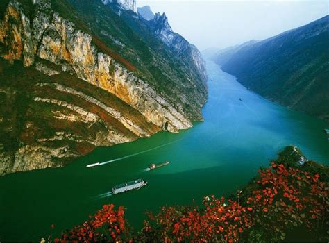 #DidYouKnow: The Yangtze is the longest river in Asia and the third longest in the world ...